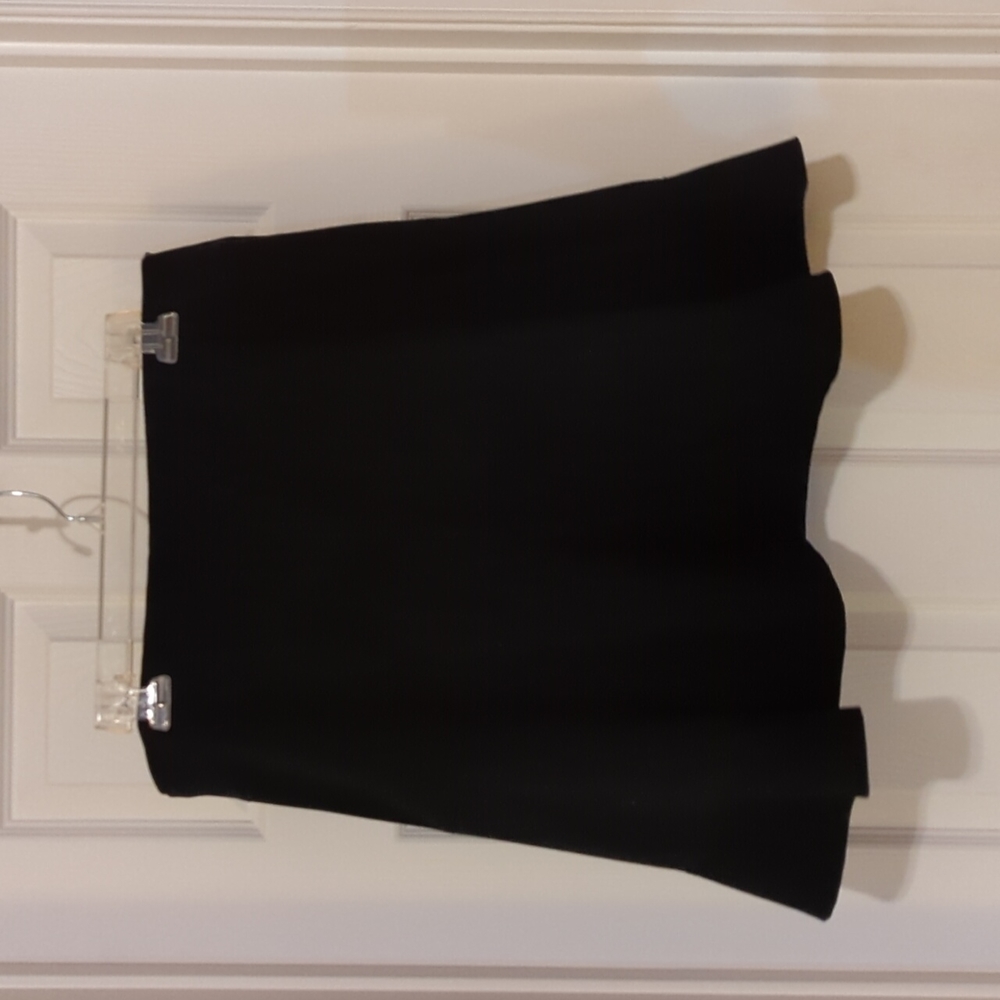 LOFT Flippy Skirt